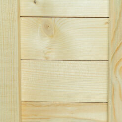 Donica drewniana o wymiarach 33 cm x 33 cm x 35 cm